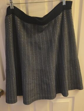 RACHEL Rachel Roy Black & Cream Chevron Skater Skirt